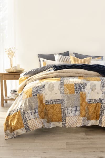 SARRA HONEY DUVET COVER SET SARRA HONEY DUVET COVER SET