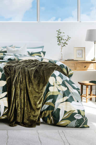 TEAGAN SAGE DUVET COVER SET TEAGAN SAGE DUVET COVER SET