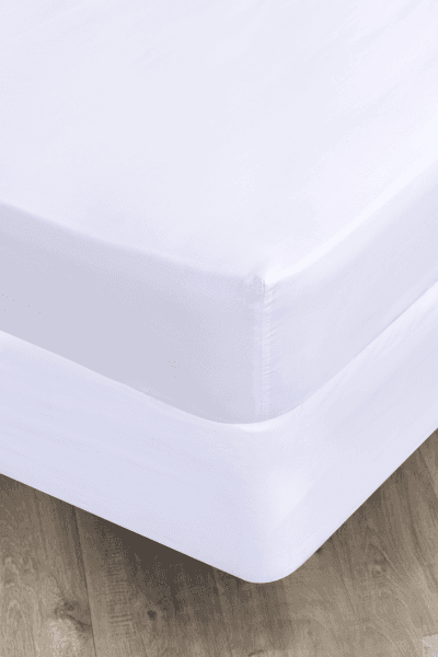 White Polycotton 144tc Fitted Sheet White Polycotton 144tc Fitted Sheet