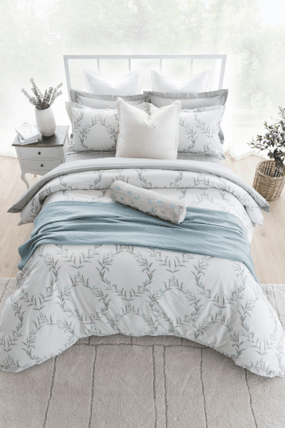 WISTERIA NATURAL DUVET COVER SET WISTERIA NATURAL DUVET COVER SET